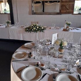fwthumbTable_Arrangements_Rumbolds_Barn_Flowerwise_Storrington.jpg